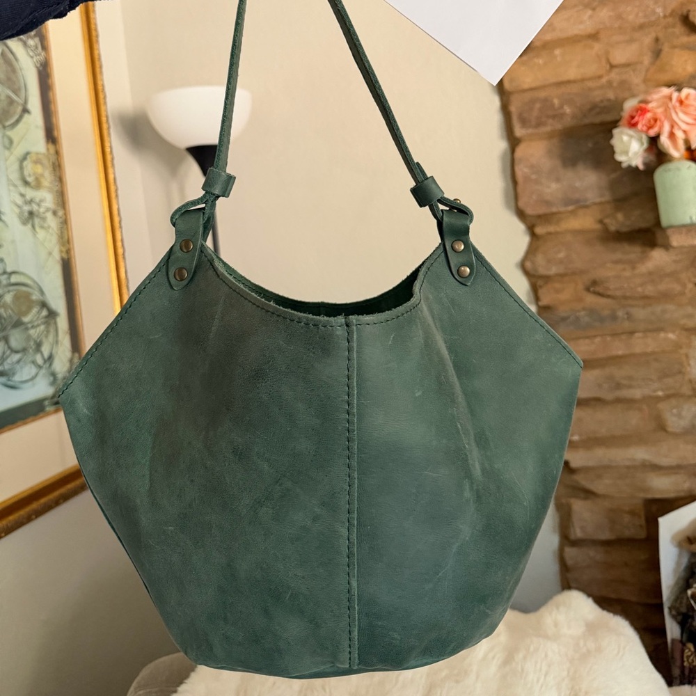 Portland Leather goods, large surf kangaroo shoulder bag